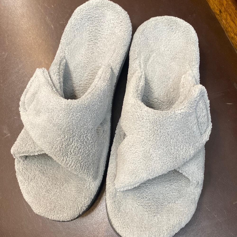 Vionic slipper adjustable slide